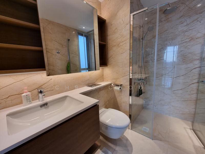 Queens Peak, Dundee Road, Alexandra / Commonwealth, 2 Bedrooms, 775 sqft, Condominium For Rent, by Chris Choo, 22824900 - Designer fitted toilets - PropertyGuru.com.sg