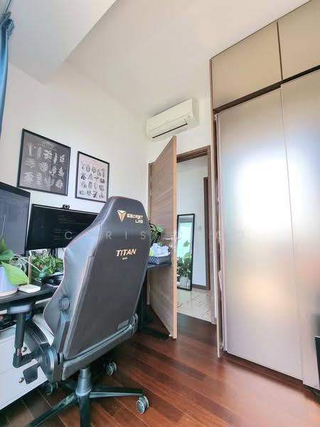 Queens Peak, Dundee Road, Alexandra / Commonwealth, 2 Bedrooms, 775 sqft, Condominium For Rent, by Chris Choo, 22824900 - PropertyGuru.com.sg