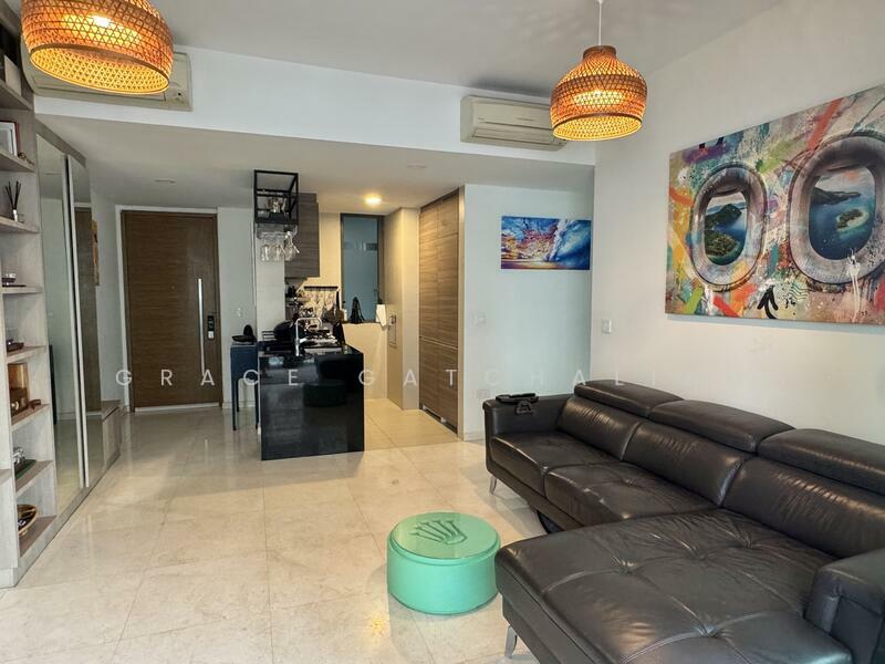 For Sale - 8 Saint Thomas