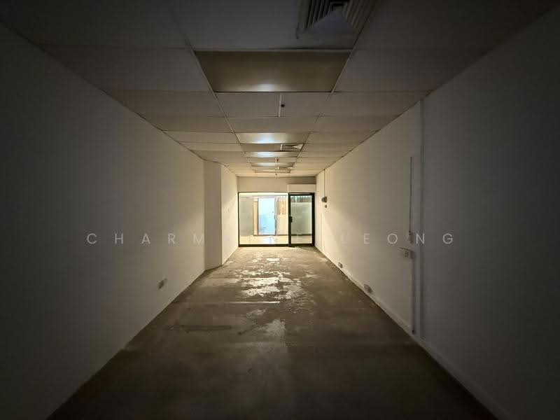 Golden Landmark, 390 Victoria Street, Beach Road / Bugis / Rochor, 366 sqft, Other Retail For Rent, by Charmaine Leong, 22830881 - Corridor - CommercialGuru.com.sg