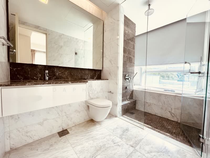 Reflections at Keppel Bay, 9 Keppel Bay View, 3 Bedrooms, 1,528 sqft, Condominium For Rent, by Daphne Lean, 22832452 - Master Suite Bathroom - PropertyGuru.com.sg