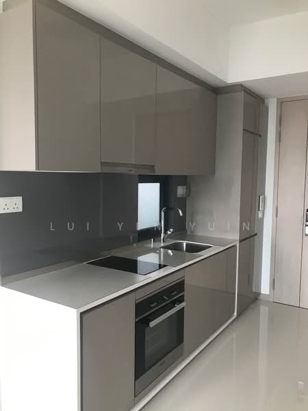 J Gateway, 2 Gateway Drive, 1 Bedroom, 474 sqft, Condominium For Rent, by Lui Yen Yuin, 22836692 - PropertyGuru.com.sg