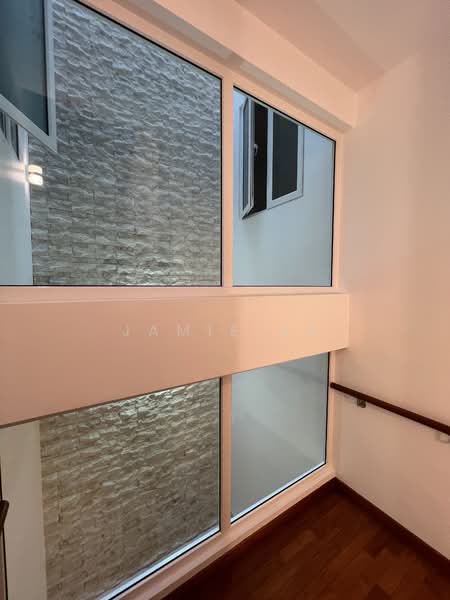 Henry Park Estate, Grove Avenue, 6 Bedrooms, 4,000 sqft, Terraced House For Rent, by Jamie He, 22848689 - PropertyGuru.com.sg