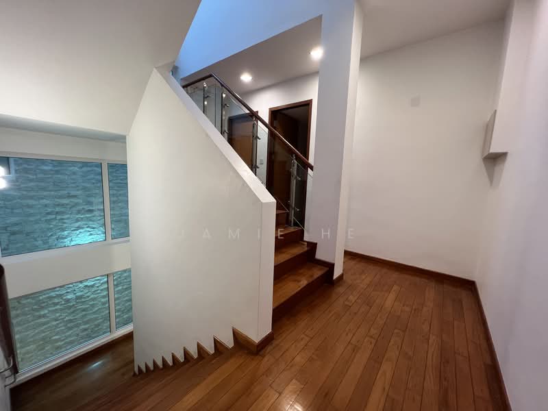 Henry Park Estate, Grove Avenue, 6 Bedrooms, 4,000 sqft, Terraced House For Rent, by Jamie He, 22848689 - PropertyGuru.com.sg