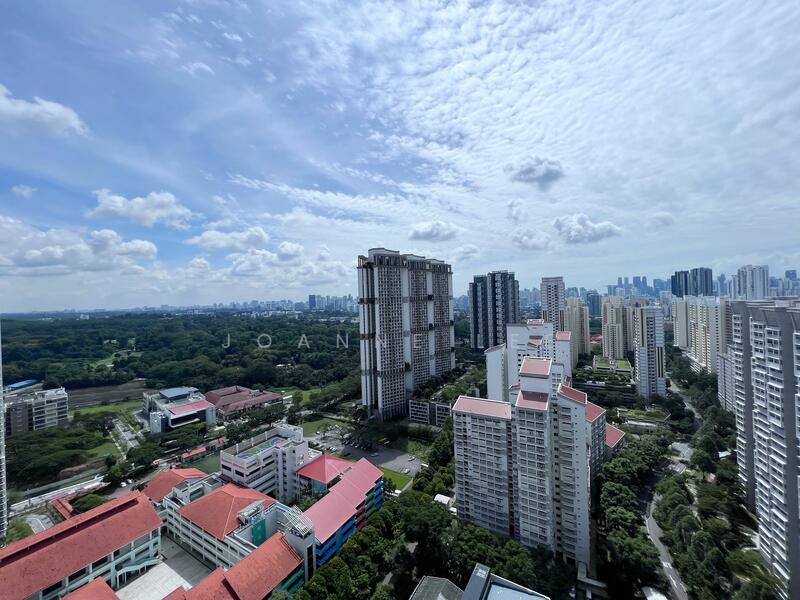 Queens Peak, 3 Dundee Road, Alexandra / Commonwealth, 4 Bedrooms, 1,507 sqft, Condominium For Rent, by Joanne Lee, 22851164 - Open view, morning sun only and quiet facing away from tracks - PropertyGuru.com.sg