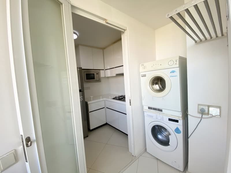 The Interlace, 204 Depot Road, 2 Bedrooms, 1,044 sqft, Condominium For Rent, by Justin Kwek, 22851447 - PropertyGuru.com.sg