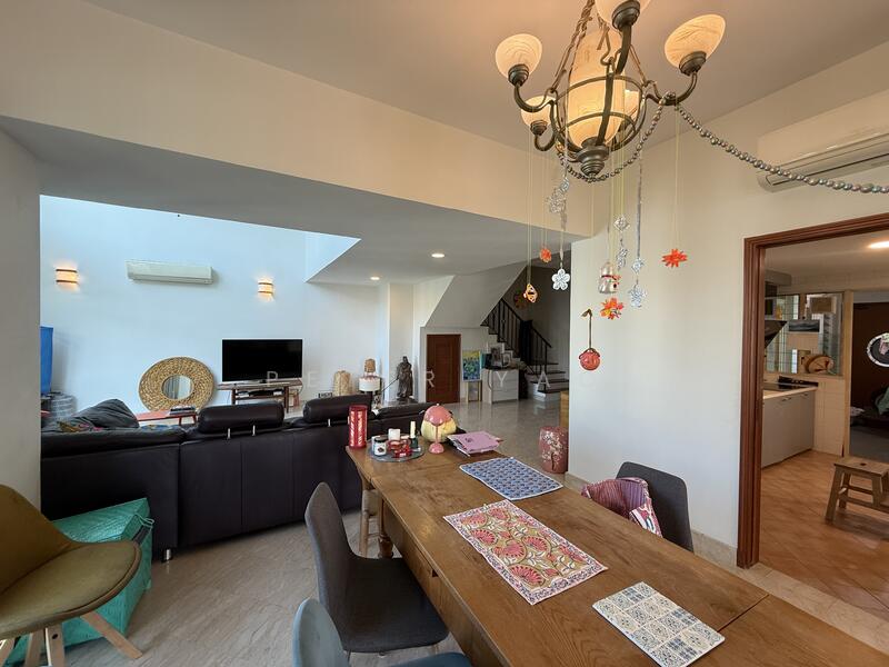 For Rent - Parc Palais