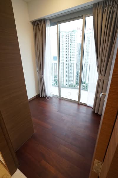 Queens Peak, 1 Dundee Road, 3 Bedrooms, 947 sqft, Condominium For Rent, by Victor Ong, 22876618 - PropertyGuru.com.sg