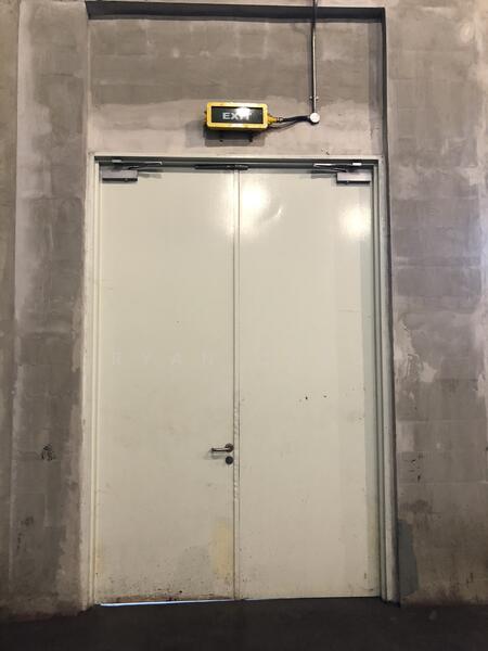 DG Class 3 | Racks | Ground | 6 Bays @ Jurong, Jurong, 9,000 sqft, Warehouse For Rent, by Ryan Chau, 22887571 - Blast Proof Lights - CommercialGuru.com.sg