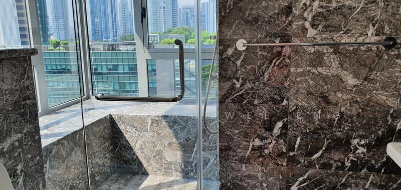 Junior Suite Bathroom