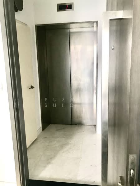 Starlight Suites, 11 River Valley Close, Orchard / Holland (D09-10), Orchard / River Valley, 2 Bedrooms, 850 sqft, Condominium For Rent, by Suzana Sulong, 22892862 - Bomb Shelter - PropertyGuru.com.sg