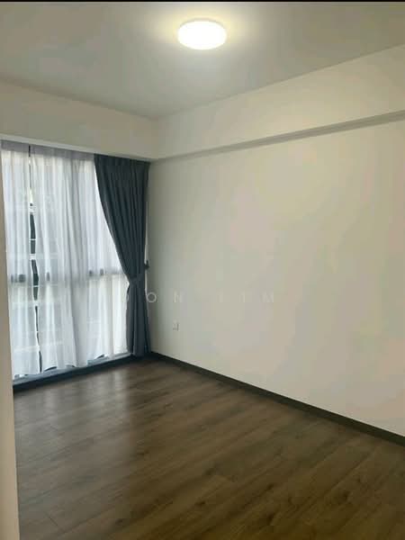 Lake Grande Condominium For Sale at S$ 1,238,000 | PropertyGuru Singapore