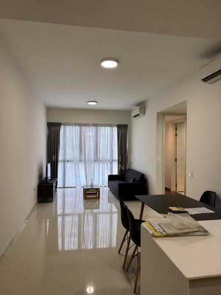 Bedok Residences, 24 Bedok North Drive, Bedok / Upper East Coast, 2 Bedrooms, 883 sqft, Condominium For Sale, by Fransiska Tan, 22919805 - Living Room - PropertyGuru.com.sg