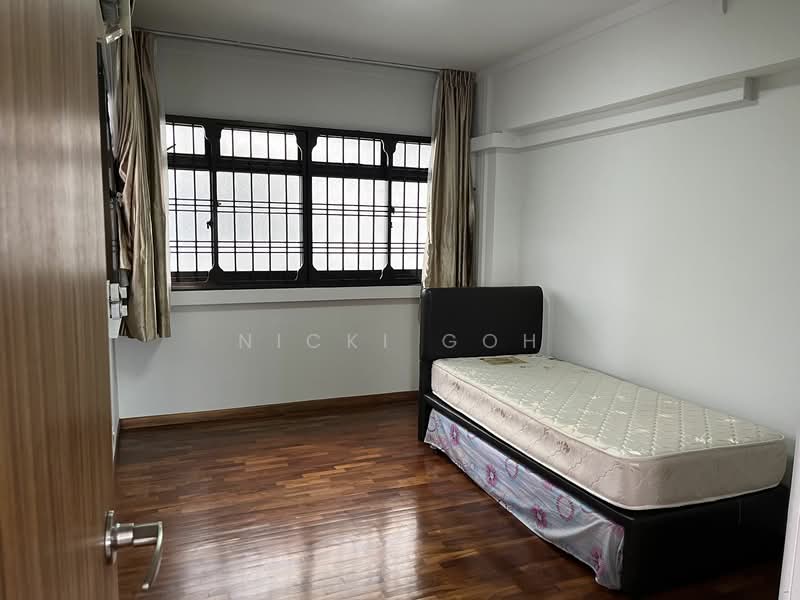5 Pine Close, 5 Pine Close, Room Rental, 200 sqft, HDB Flat For Rent, by Nicki Goh, 22921719 - PropertyGuru.com.sg