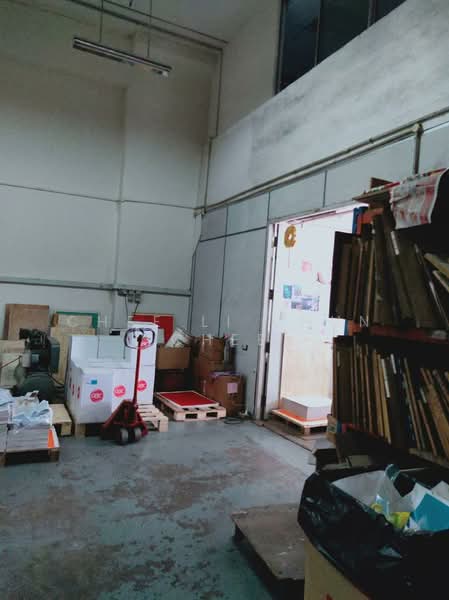 North Link Building, 10 Admiralty Street, 6,850 sqft, Light Industrial (B1) For Rent, by Chee Li Chun (CHEE), 22929847 - CommercialGuru.com.sg