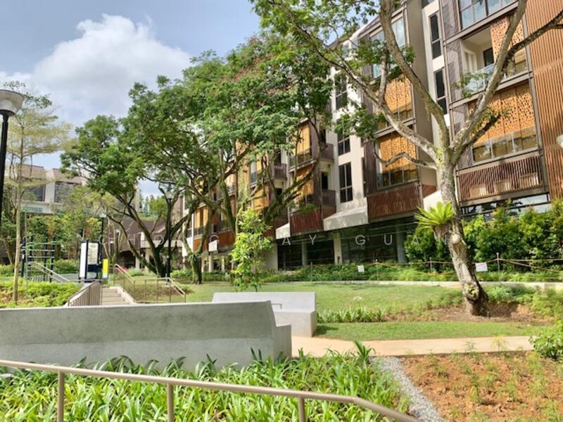 PARKSUITES facing greenery park