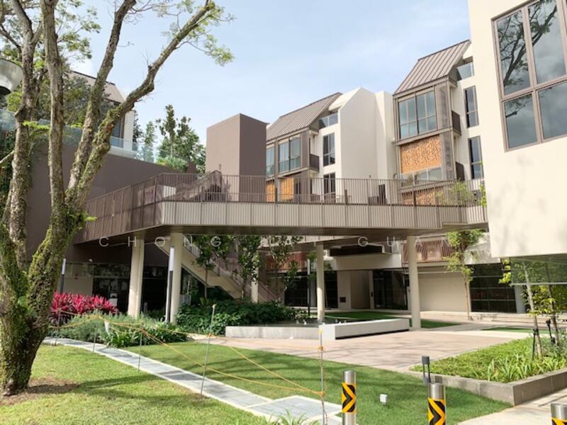 Pathways for leisurely stroll / jogging