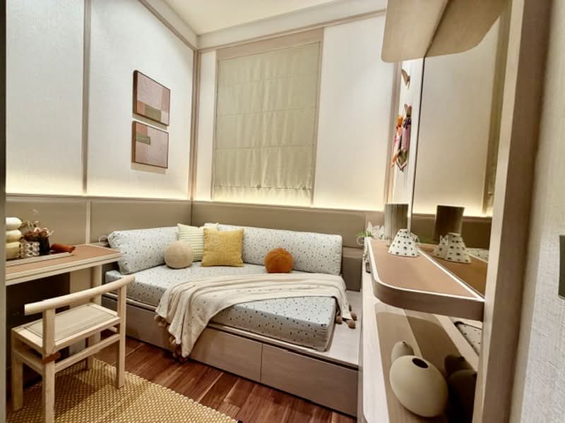 Parksuites, 18 Holland Grove Road, Tanglin / Holland / Bukit Timah, 2 Bedrooms, 786 sqft, Condominium For Sale, by Chong Lay Guan, 22933852 - second bedroom - PropertyGuru.com.sg