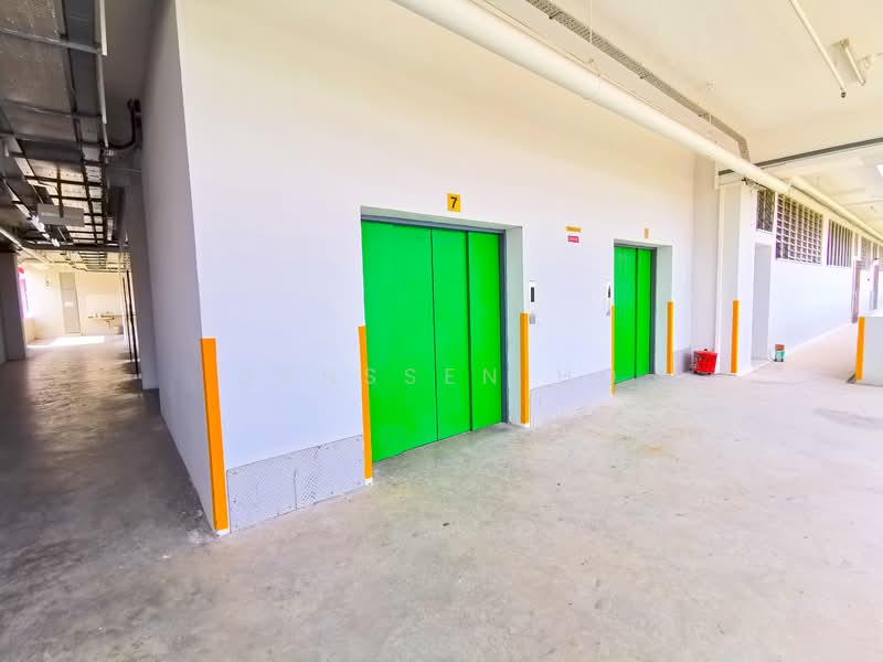 Shun Li Industrial Complex, 705 Sims Drive, 1,716 sqft, Light Industrial (B1) For Rent, by Janssen Ho, 22940280 - CommercialGuru.com.sg