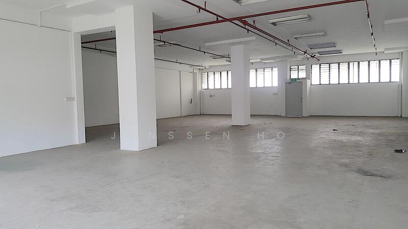 Shun Li Industrial Complex, 705 Sims Drive, 1,716 sqft, Light Industrial (B1) For Rent, by Janssen Ho, 22940280 - CommercialGuru.com.sg