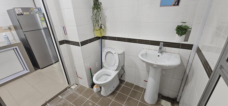 For Rent - 448B Sengkang West Way