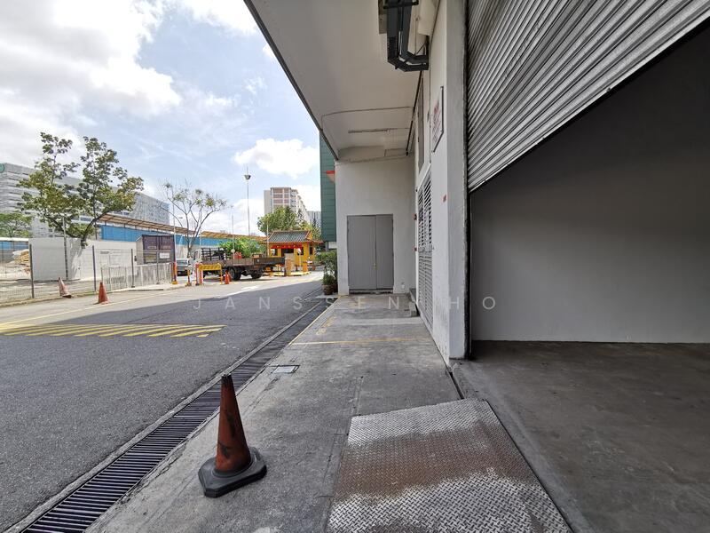 Shun Li Industrial Complex, 705 Sims Drive, 1,658 sqft, Light Industrial (B1) For Rent, by Janssen Ho, 22946181 - CommercialGuru.com.sg