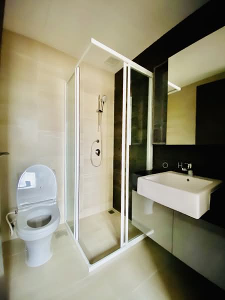 Rezi 35, 20 Lorong 35 Geylang, 2 Bedrooms, 646 sqft, Condominium For Rent, by Raymond Koh, 22949547 - PropertyGuru.com.sg