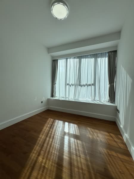 The Solitaire, 5 Balmoral Park, 4 Bedrooms, 2,250 sqft, Condominium For Sale, by James Ow, 22950418 - PropertyGuru.com.sg