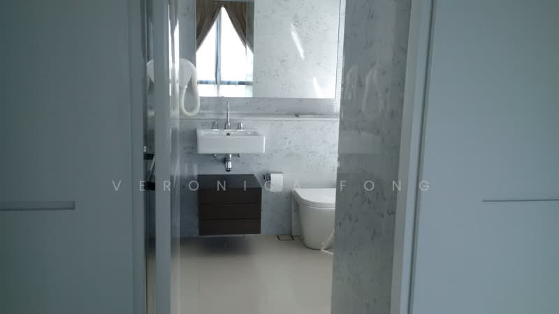 Scotts Square, 6 Scotts Road, 3 Bedrooms, 1,227 sqft, Apartment For Rent, by Veronica Fong, 22957440 - PropertyGuru.com.sg