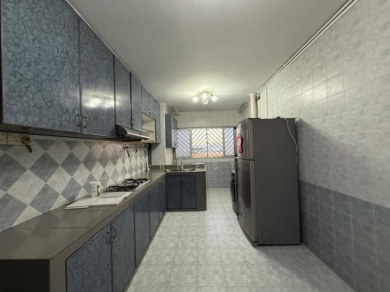 127 Ang Mo Kio Avenue 3, 127 Ang Mo Kio Avenue 3, Ang Mo Kio / Bishan / Thomson, 2 Bedrooms, 721 sqft, HDB Flat For Rent, by Ernest Phua, 22959042 - Kitchen - PropertyGuru.com.sg
