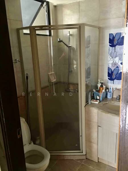 Regent Heights, 52 Bukit Batok East Avenue 5, 2 Bedrooms, 1,023 sqft, Condominium For Rent, by Bernard Teo, 22960039 - PropertyGuru.com.sg