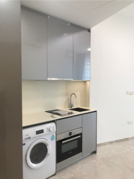 City Gate, 371 Beach Road, 2 Bedrooms, 570 sqft, Condominium For Rent, by Irene Lim, 22961412 - Open concept kitchen - PropertyGuru.com.sg