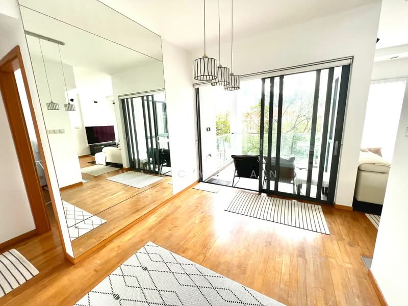 The Pier at Robertson, 80 Mohamed Sultan Road, 2 Bedrooms, 1,109 sqft, Apartment For Rent, by Nancy Tan, 22964393 - Dining & Balcony - PropertyGuru.com.sg