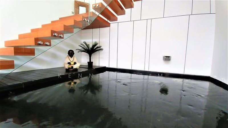 Indoor Pond