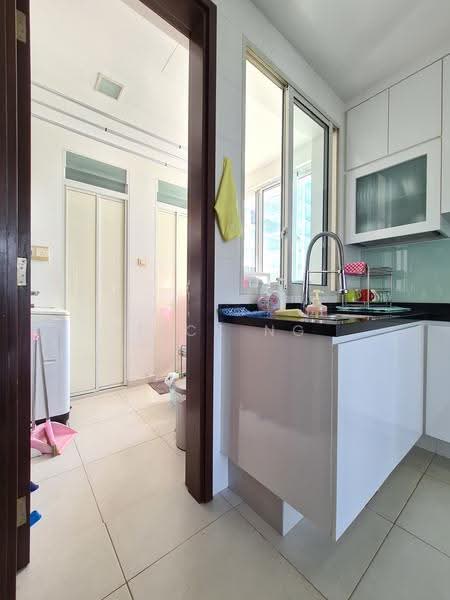 Yard with utility room and bathroom