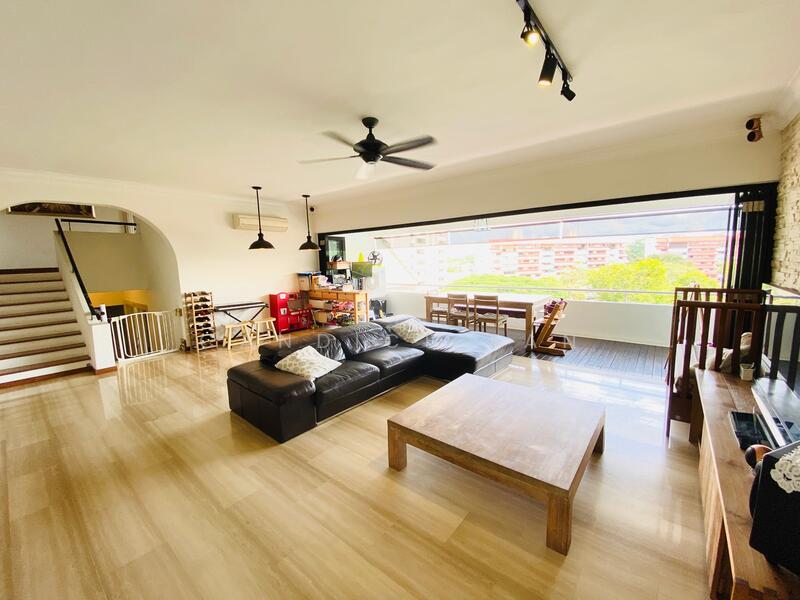 Spacious living area 