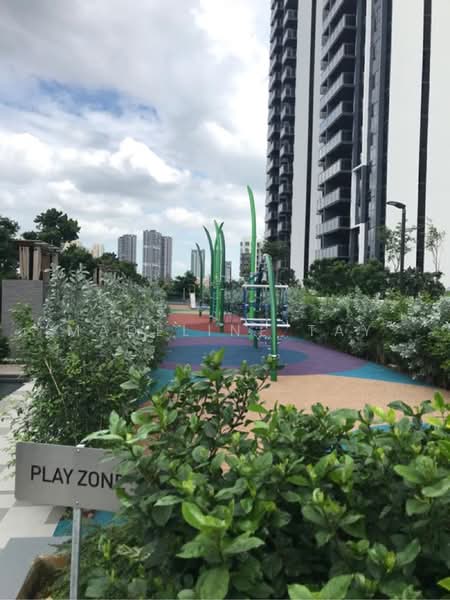 Parc Riviera, 103 West Coast Vale, 2 Bedrooms, 710 sqft, Condominium For Rent, by Madeline Tay, 22974521 - PropertyGuru.com.sg