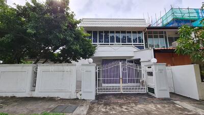 For Sale - D19 Corner Terrace above 5000sf land