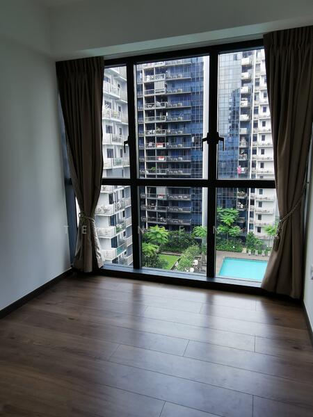 Lake Grande, 2 Jurong Lake Link, 2 Bedrooms, 721 sqft, Condominium For Rent, by Terence Ng, 22975110 - Common Bedroom with Pool View - PropertyGuru.com.sg