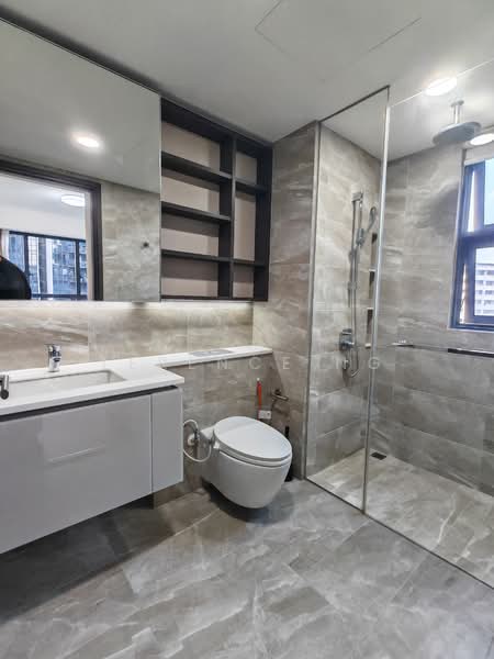 Lake Grande, 2 Jurong Lake Link, 2 Bedrooms, 721 sqft, Condominium For Rent, by Terence Ng, 22975110 - Master Bathroom - PropertyGuru.com.sg