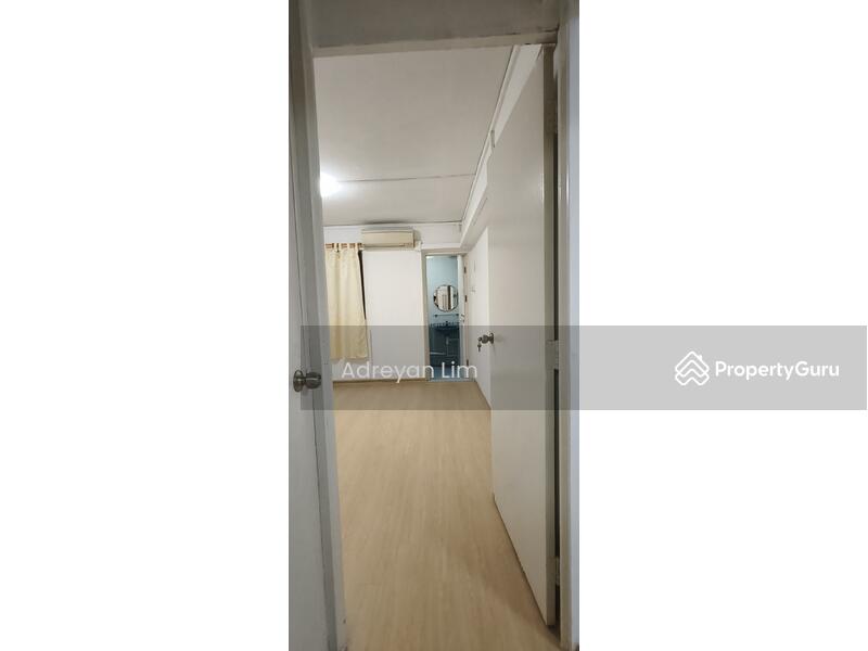 For Rent - 109 Clementi Street 11