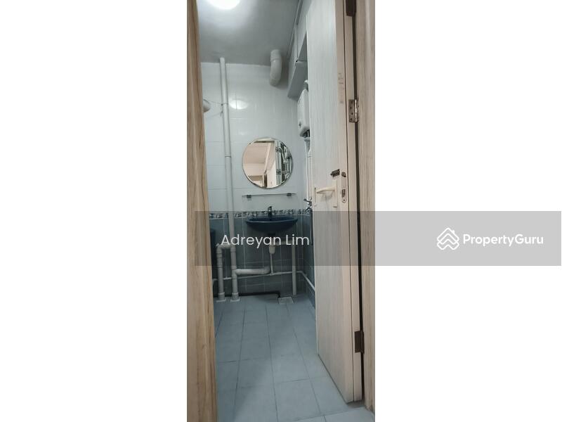 For Rent - 109 Clementi Street 11