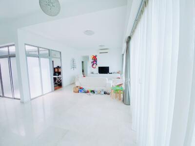 For Rent - The Minton