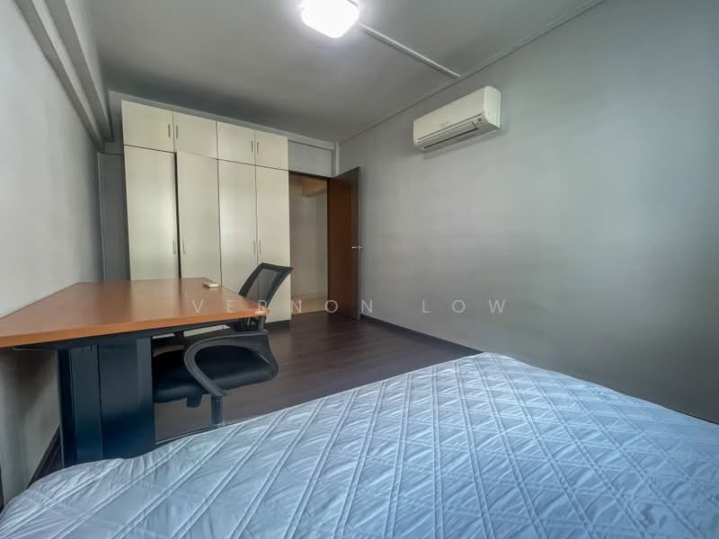 331 Jurong East Avenue 1, 331 Jurong East Avenue 1, 3 Bedrooms, 1,410 sqft, HDB Flat For Rent, by Vernon Low, 22984477 - PropertyGuru.com.sg