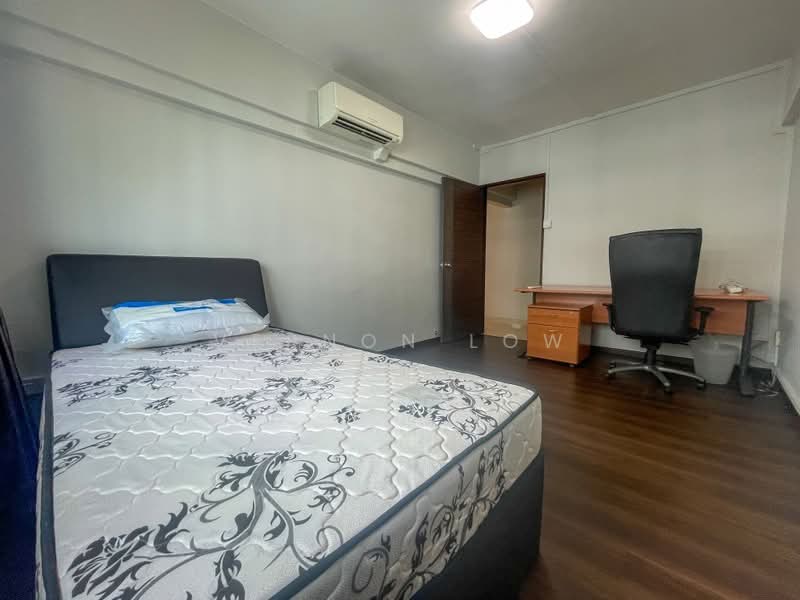 331 Jurong East Avenue 1, 331 Jurong East Avenue 1, 3 Bedrooms, 1,410 sqft, HDB Flat For Rent, by Vernon Low, 22984477 - PropertyGuru.com.sg