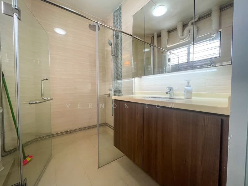 331 Jurong East Avenue 1, 331 Jurong East Avenue 1, 3 Bedrooms, 1,410 sqft, HDB Flat For Rent, by Vernon Low, 22984477 - PropertyGuru.com.sg