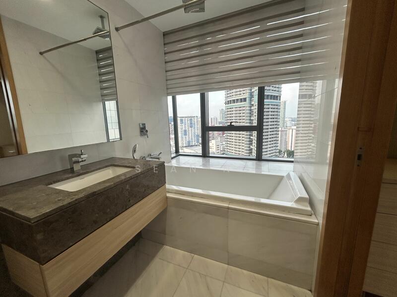 For Rent - Concourse Skyline