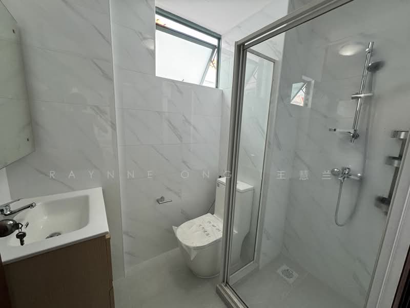 Stratford Court, 41A Bedok Ria Crescent, 4 Bedrooms, 2,100 sqft, Condominium For Rent, by Raynne Ong, 22987291 - PropertyGuru.com.sg