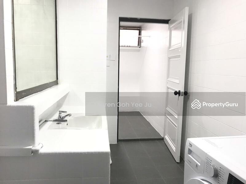 For Sale - People's Park Centre