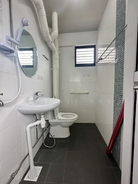 501 Hougang Avenue 8, 501 Hougang Avenue 8, 2 Bedrooms, 688 sqft, HDB Flat For Rent, by Michael Nge, 22998087 - PropertyGuru.com.sg